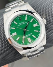 rolex-oyster-perpetual-green-01