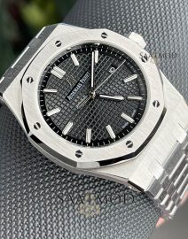 audemars-piguet-royal-oak-siyah-replika-saat-02