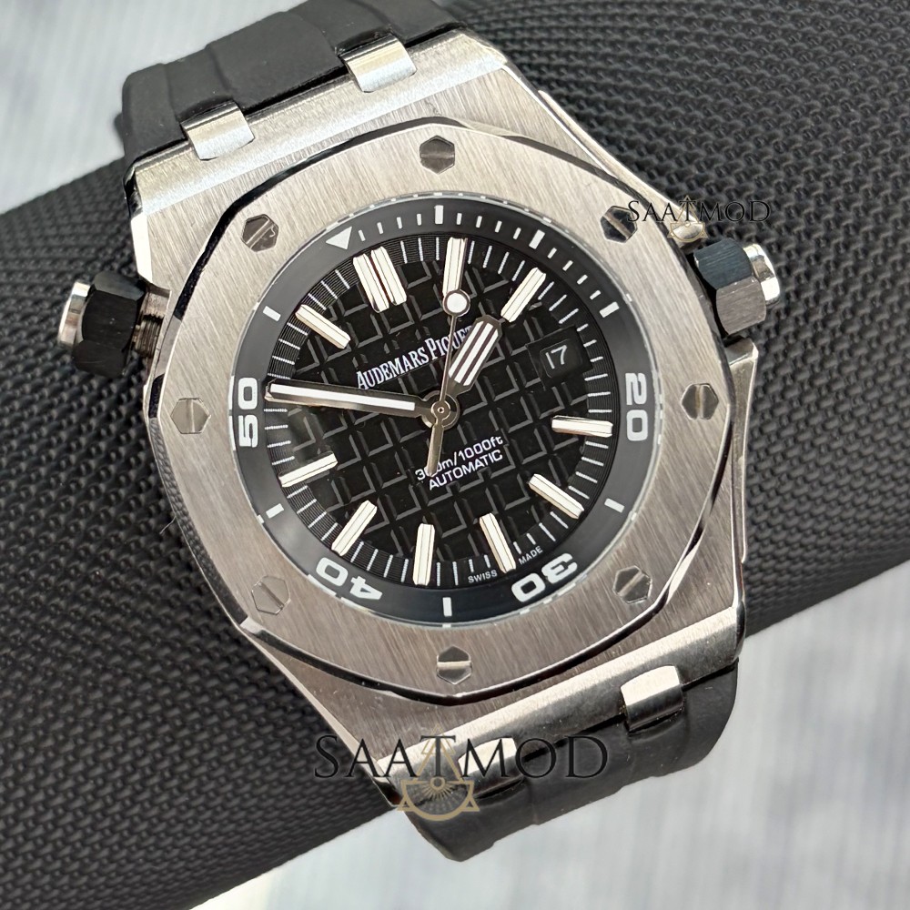 audemars-piguet-royal-oak-siyah-01